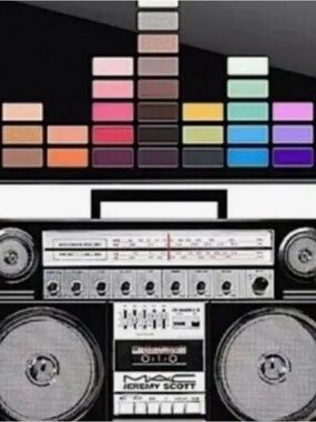 MAC Cosmetics Jeremy Scott Boombox Eyeshadow Palette - Black & Silver